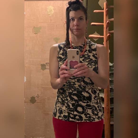 Meet your Posher, Celeste - Picture 3 of 3